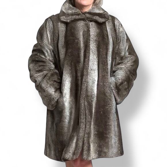 Vintage Jackets & Blazers - Vintage Y2K Dennis Basso Faux Fur Coat Brown Gray Striped Medium Warm Glamorous